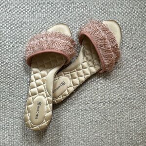 Blush Birdies Sandals - The Sparrow